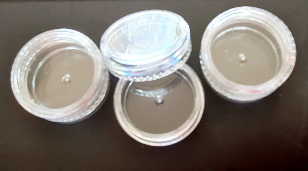 5ml Round Clear Pots   Lids