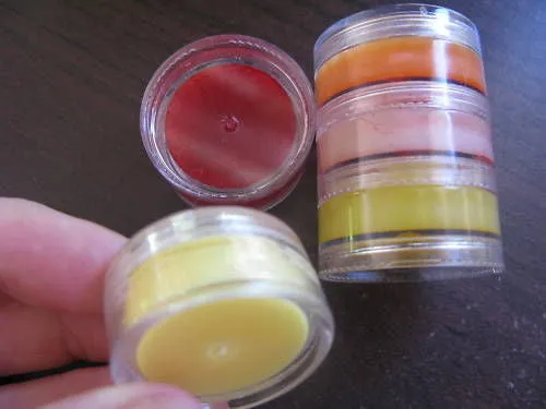 5ml Round Clear Pots   Lids