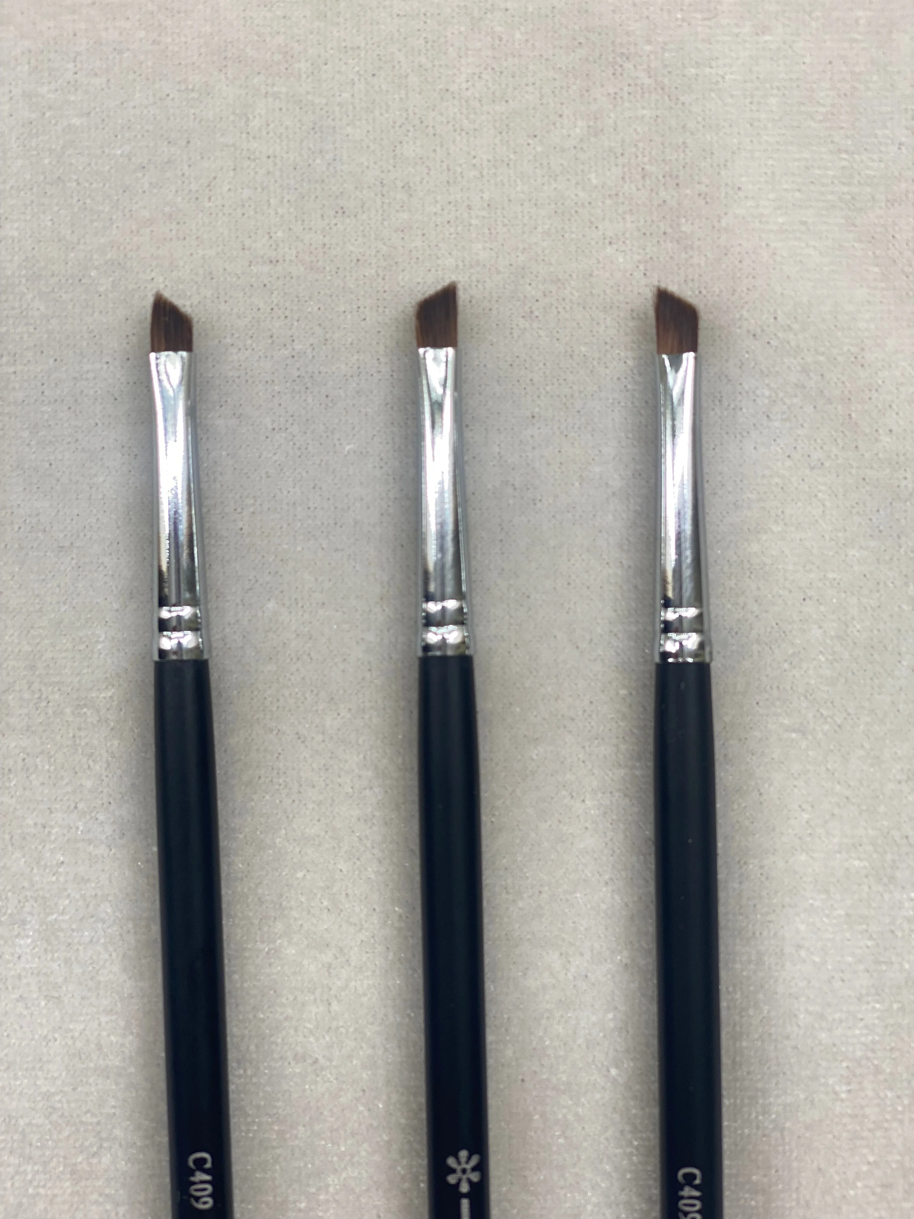 Angle Eyeliner Definer Brush C409