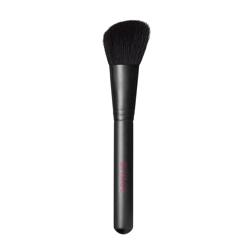 ANGLED SHAPE BLUSHER BRUSH