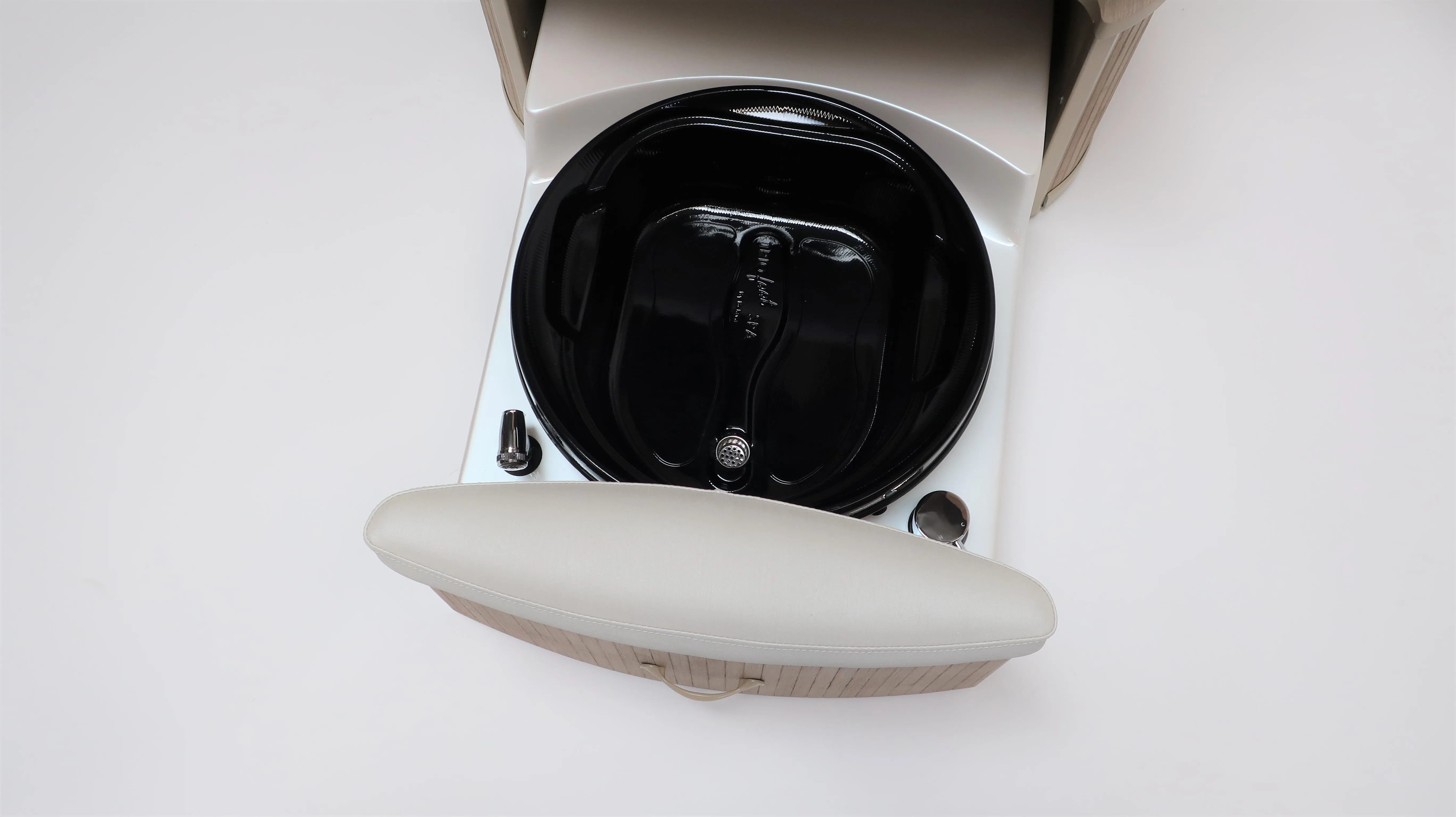 Belava Element No-Plumbing Pedicure & Spa Chair