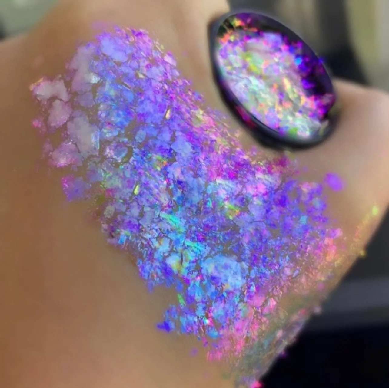 Bliss Chameleon Glitter Flakes