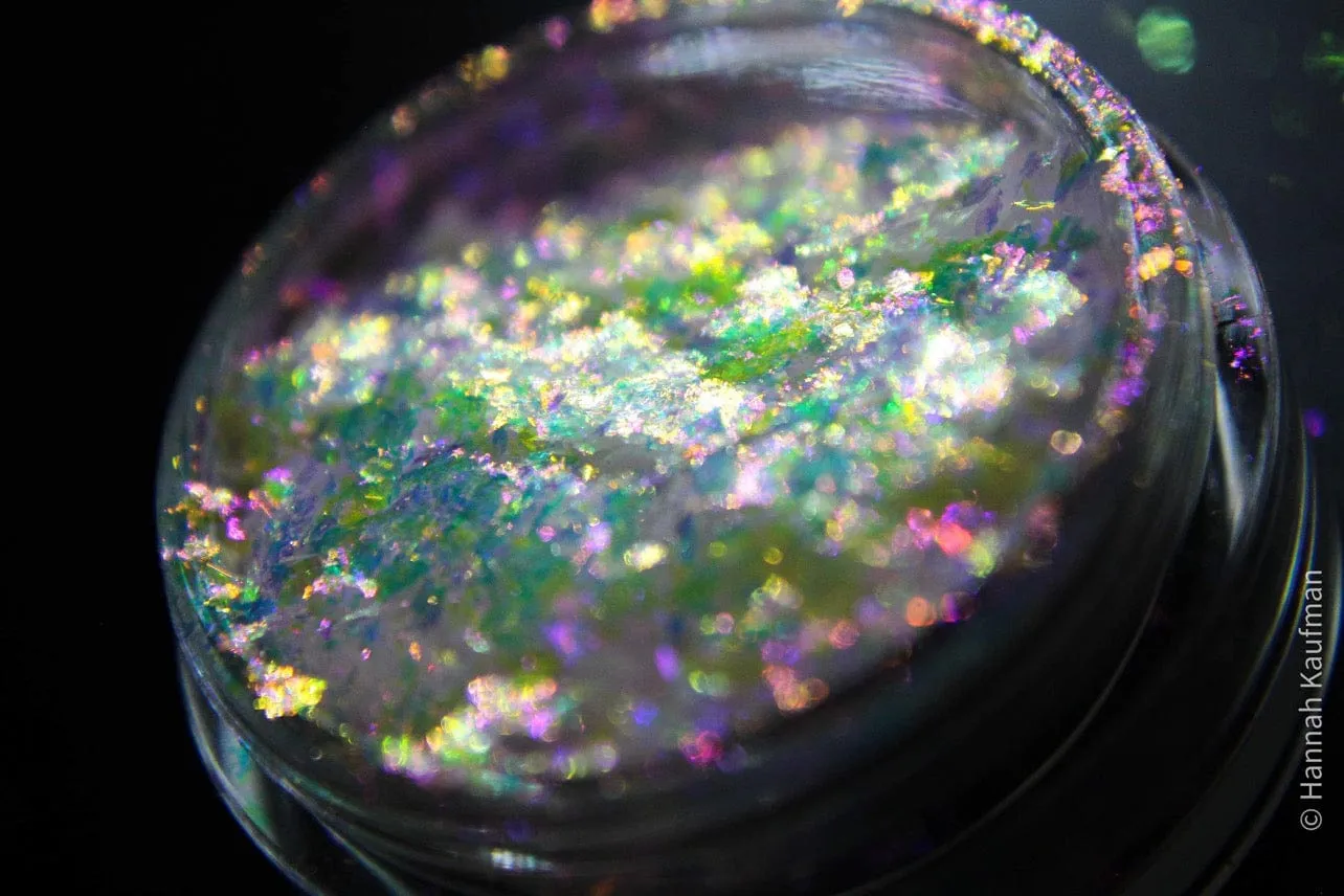 Bliss Chameleon Glitter Flakes