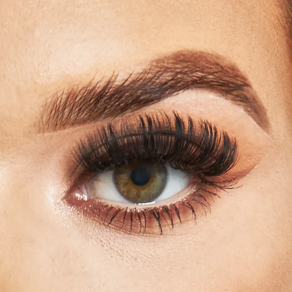 Claudia Kilsby Lashes - Russians