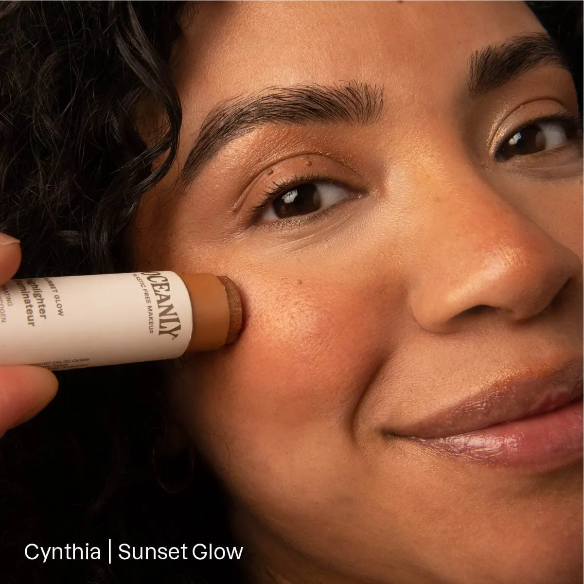 Cream Highlighter Stick : Oceanly – Makeup