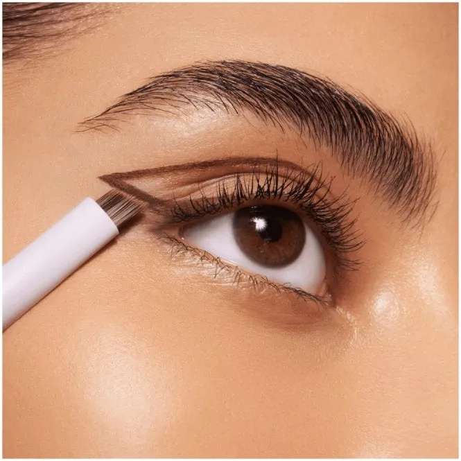 Essence Just Wing It Eyeliner Brush