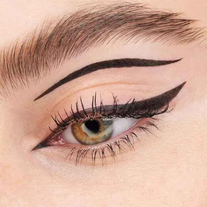Essence Super Fine Brush Liner Waterproof Black