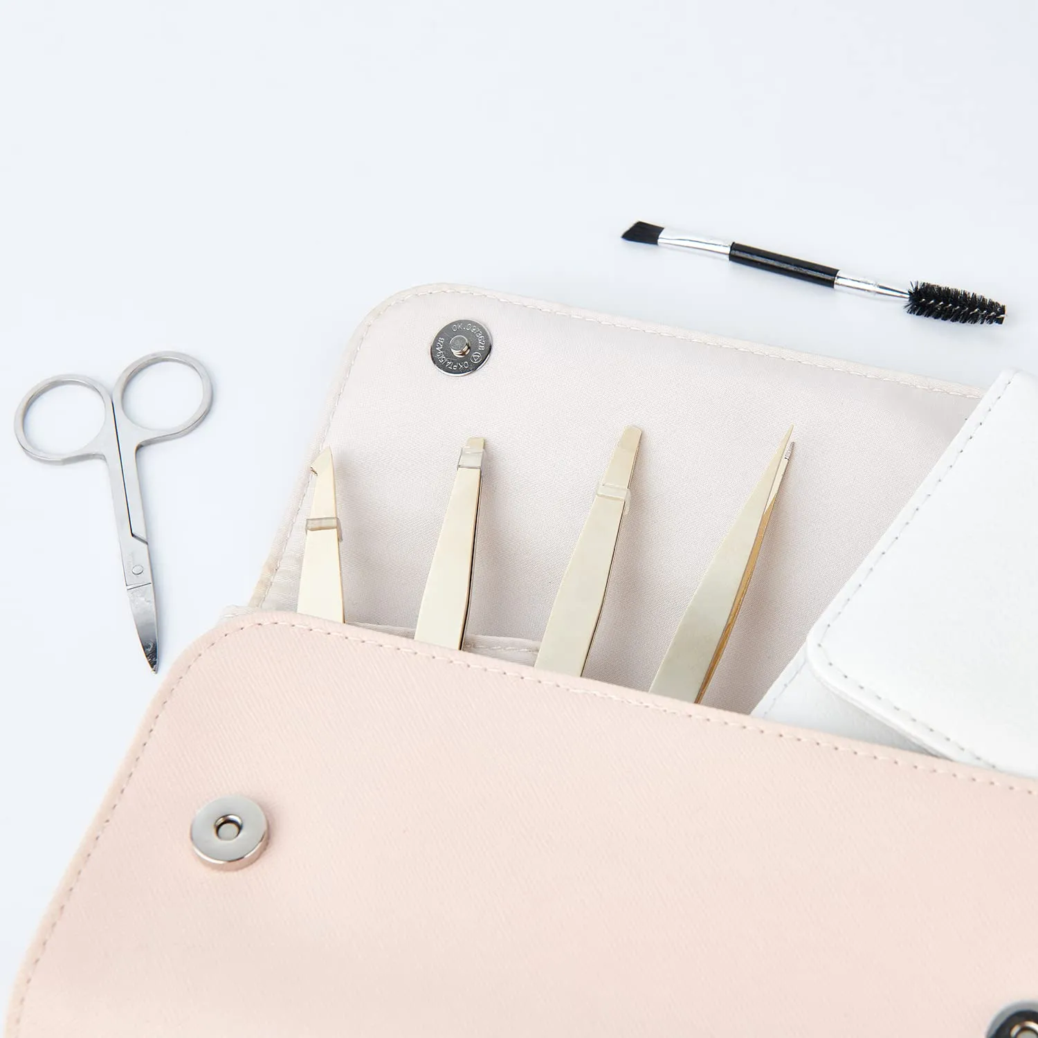 Eyebrow Tweezers Set Pack of 6 Gold Stainless Steel for Women Scissors Brush Precision Slant Pointed Tweezers Kit for Splinter Ingrown Facial Hair Removal with Leather Case Gift