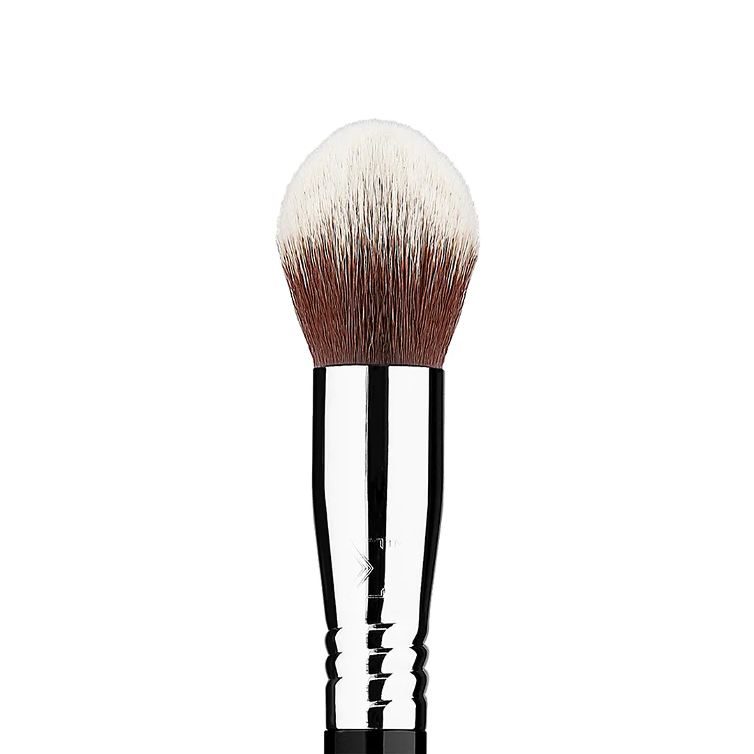 F79 CONCEALER BLEND KABUKI™ BRUSH