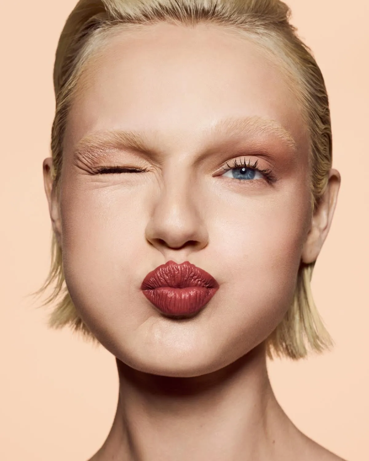 Fenty Icon The Fill Semi-Matte Refillable Lipstick — Ballin' Babe