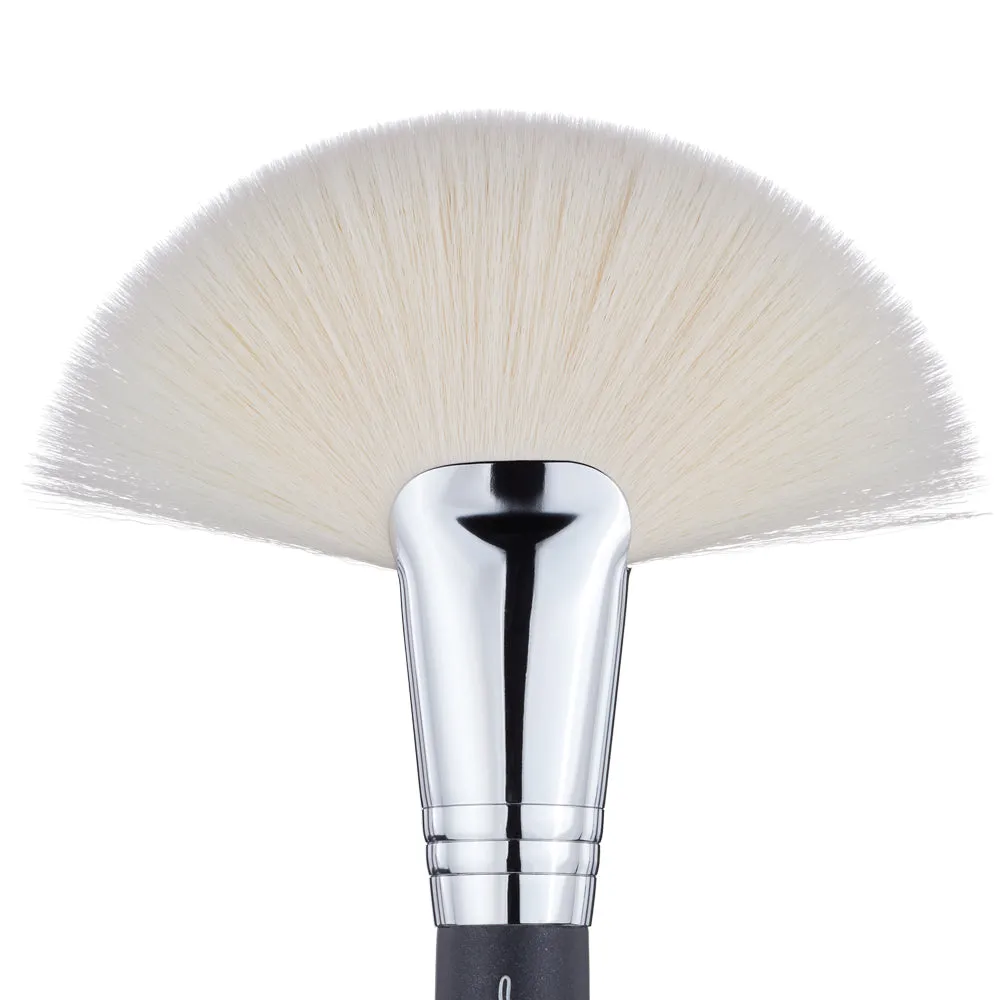 Full Fan Brush 090