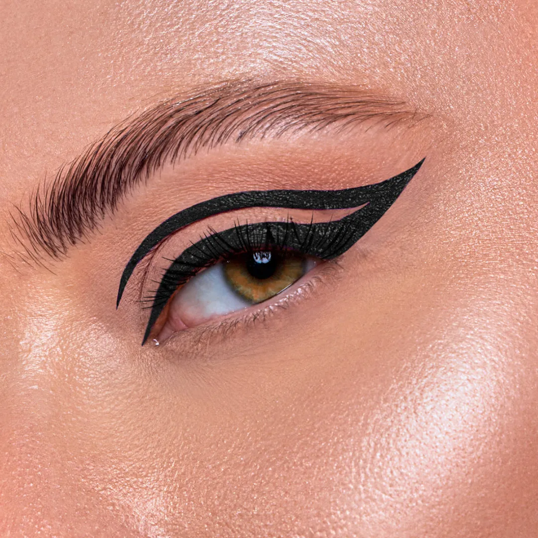 Glitz Waterproof Eyeliner