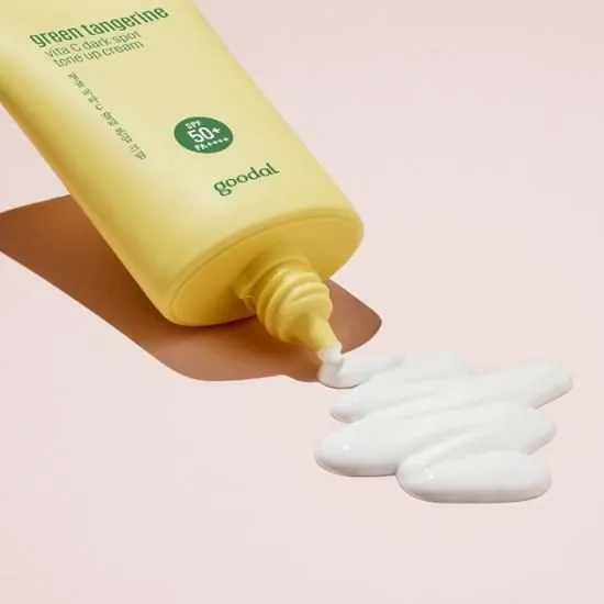 goodal Green Tangerine Vita C Dark Spot Tone Up Cream SPF 50  PA     50ml