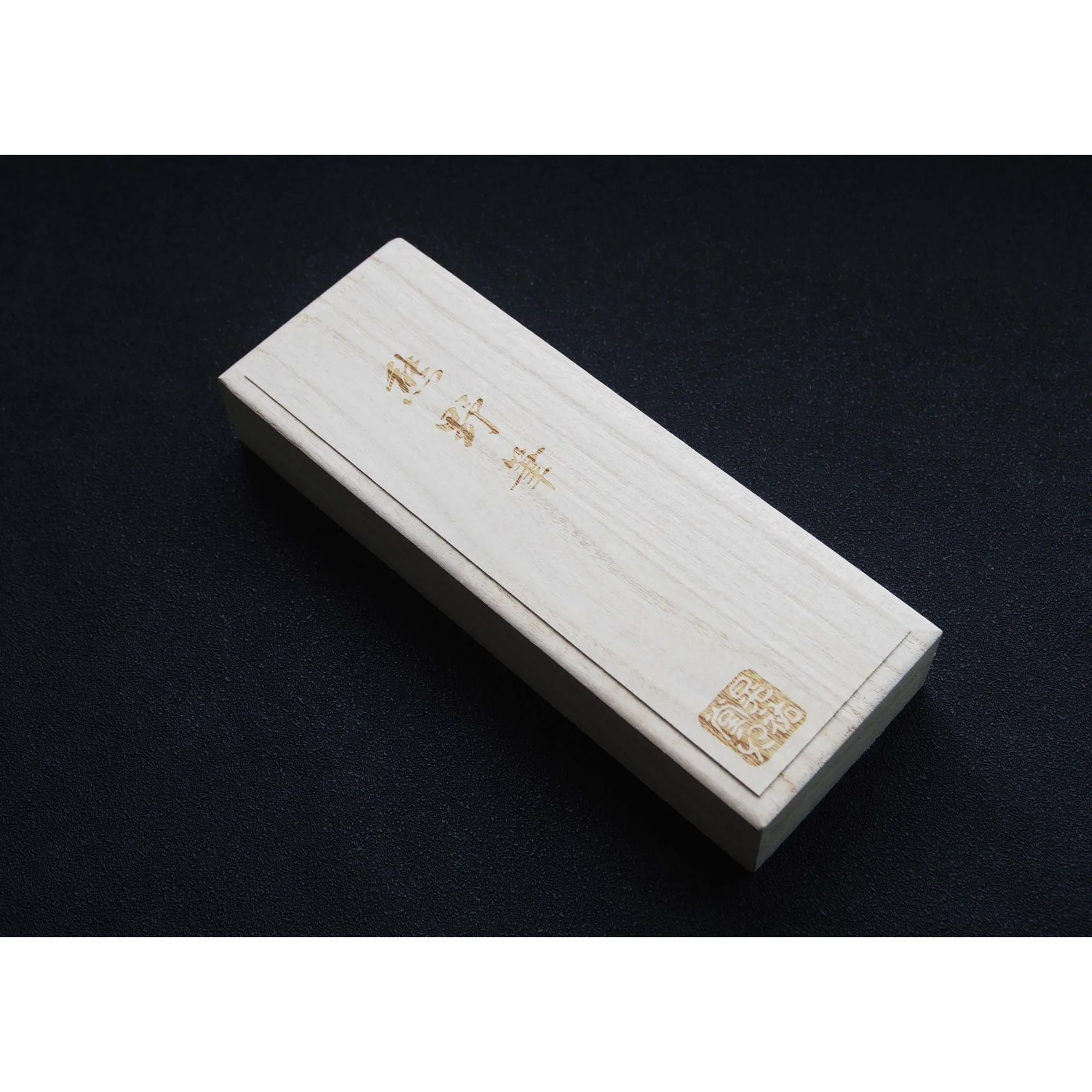 Koyudo Yoshiki Red Gradient Powder Brush (Tapered Handle)
