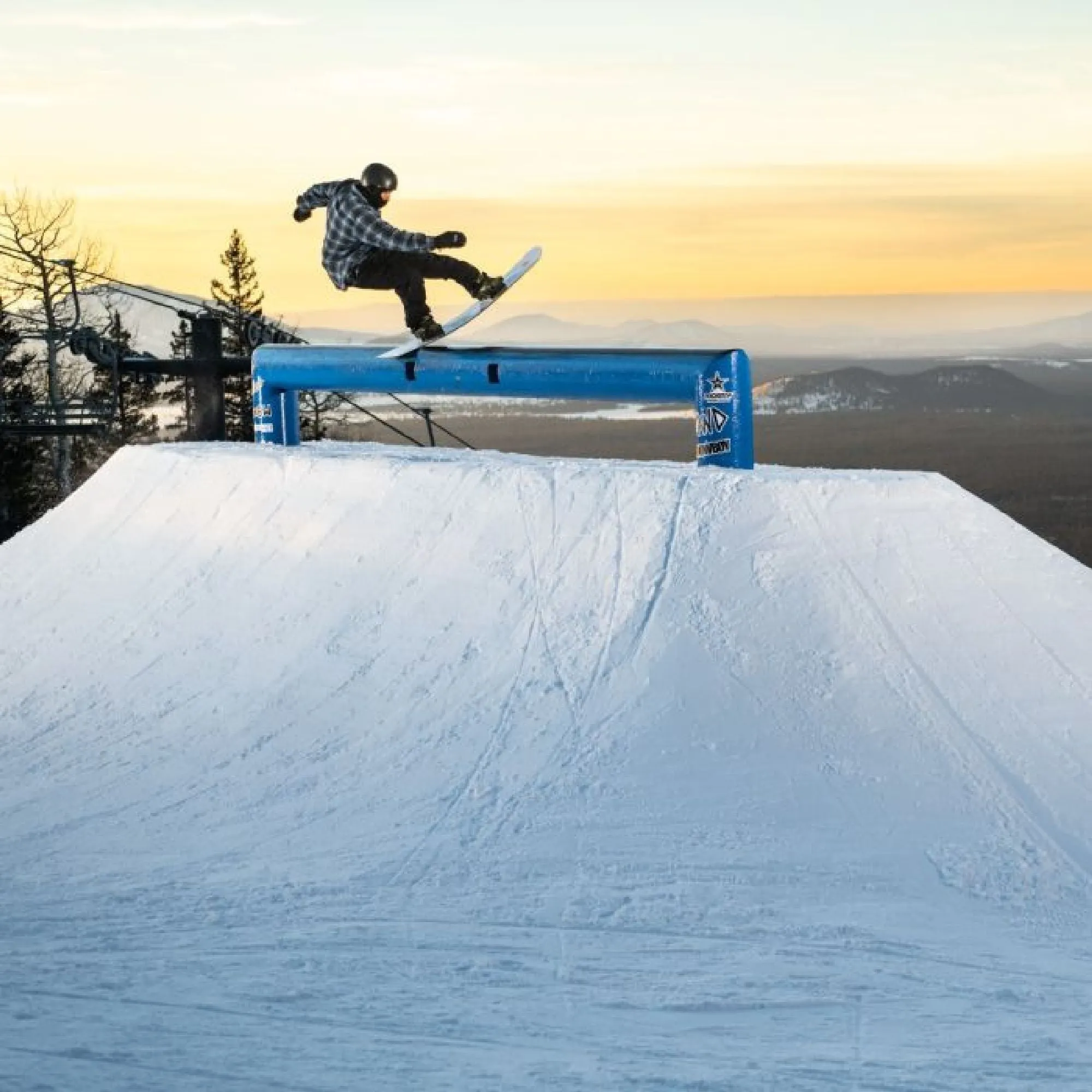 Lib Tech Skate Banana Snowboard 2025