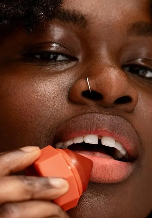 Lip Juicer