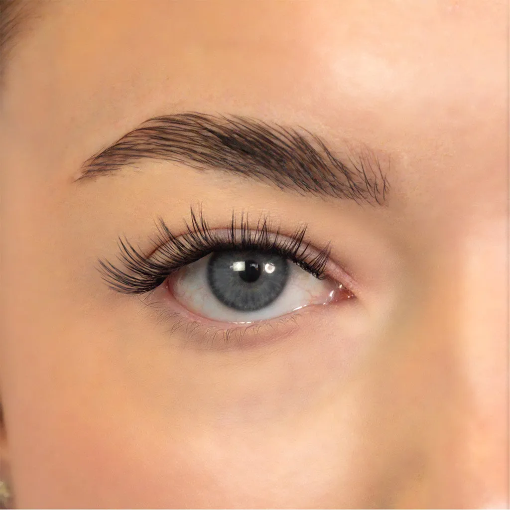 Lola's Lashes Sunday Salon Press-On Lashes Starter Kit - Tapered