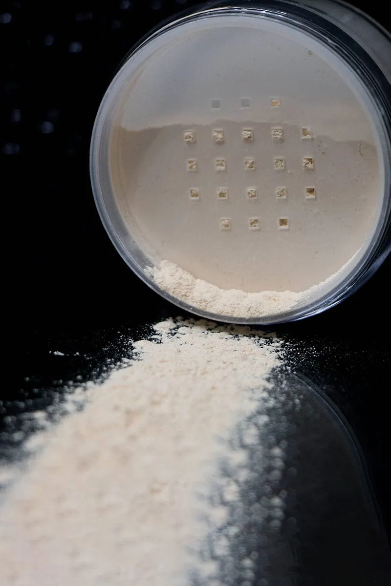 MOON POWDER ™ Loose Translucent Powder