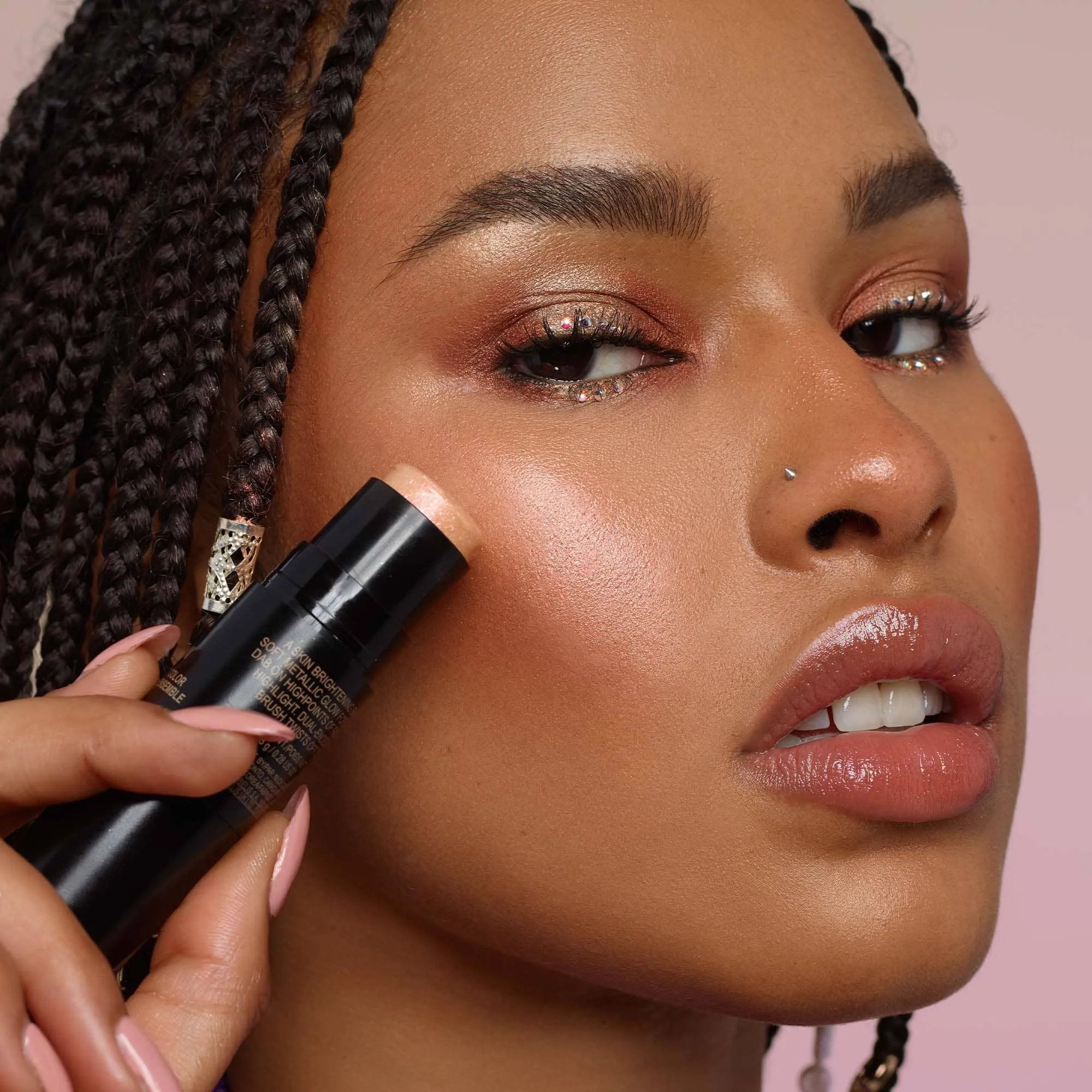 Nudies Glow Highlighter Stick