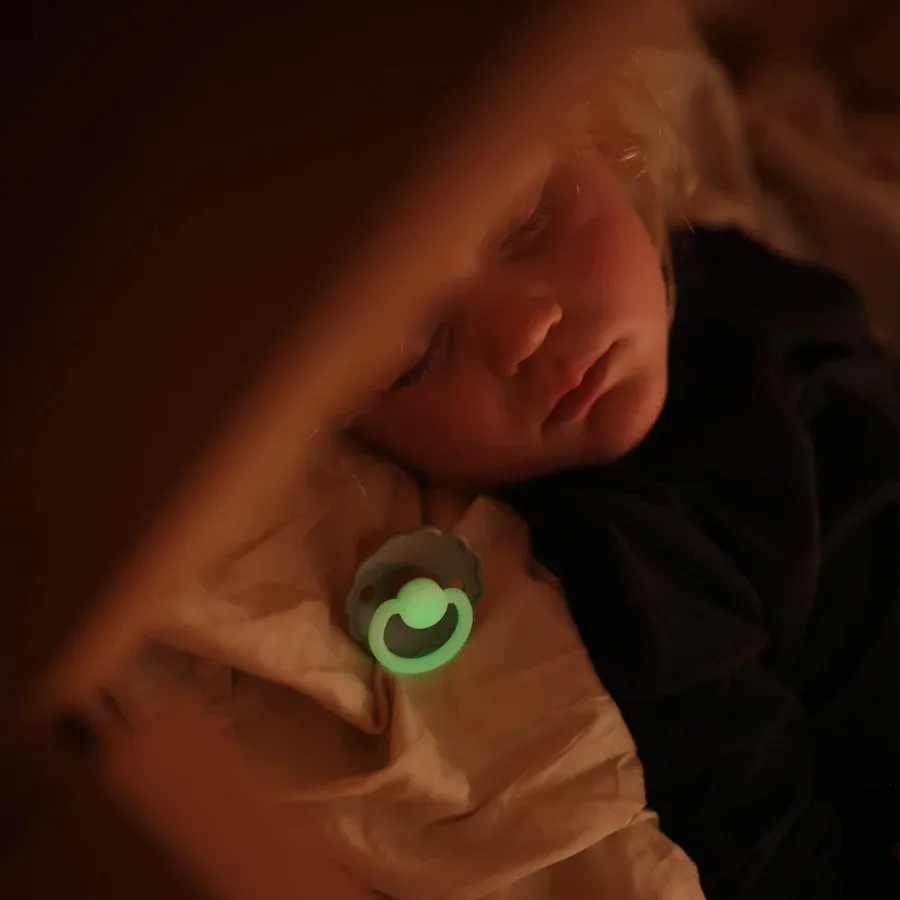 pacifier glow in the dark latex 2 pack - blush/cream