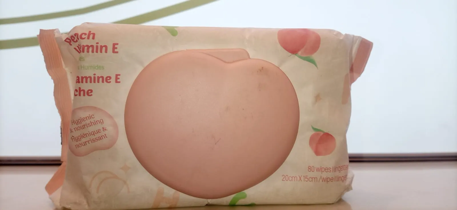 Peach Vitamin E Wet Wipes (80 Wipes)