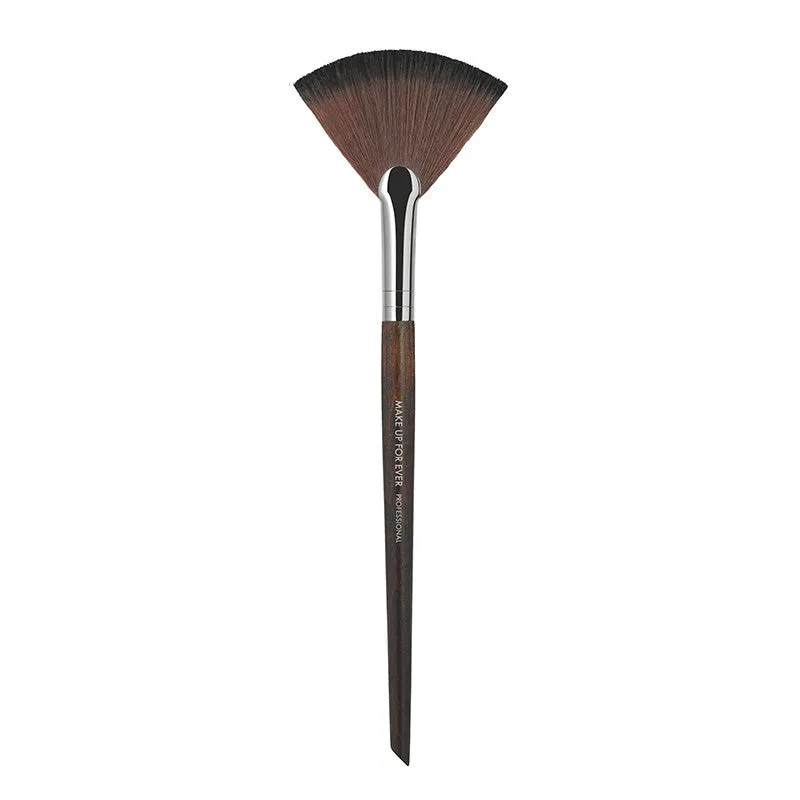 Powder Fan Brush - Medium - 120