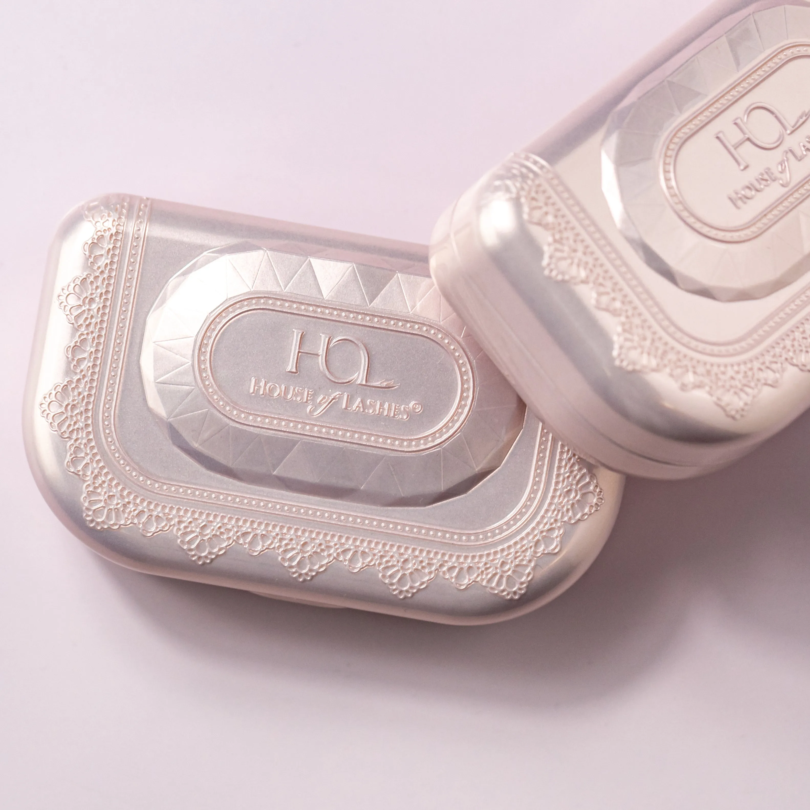 Precious Gem Lash Case Blushing Pearl