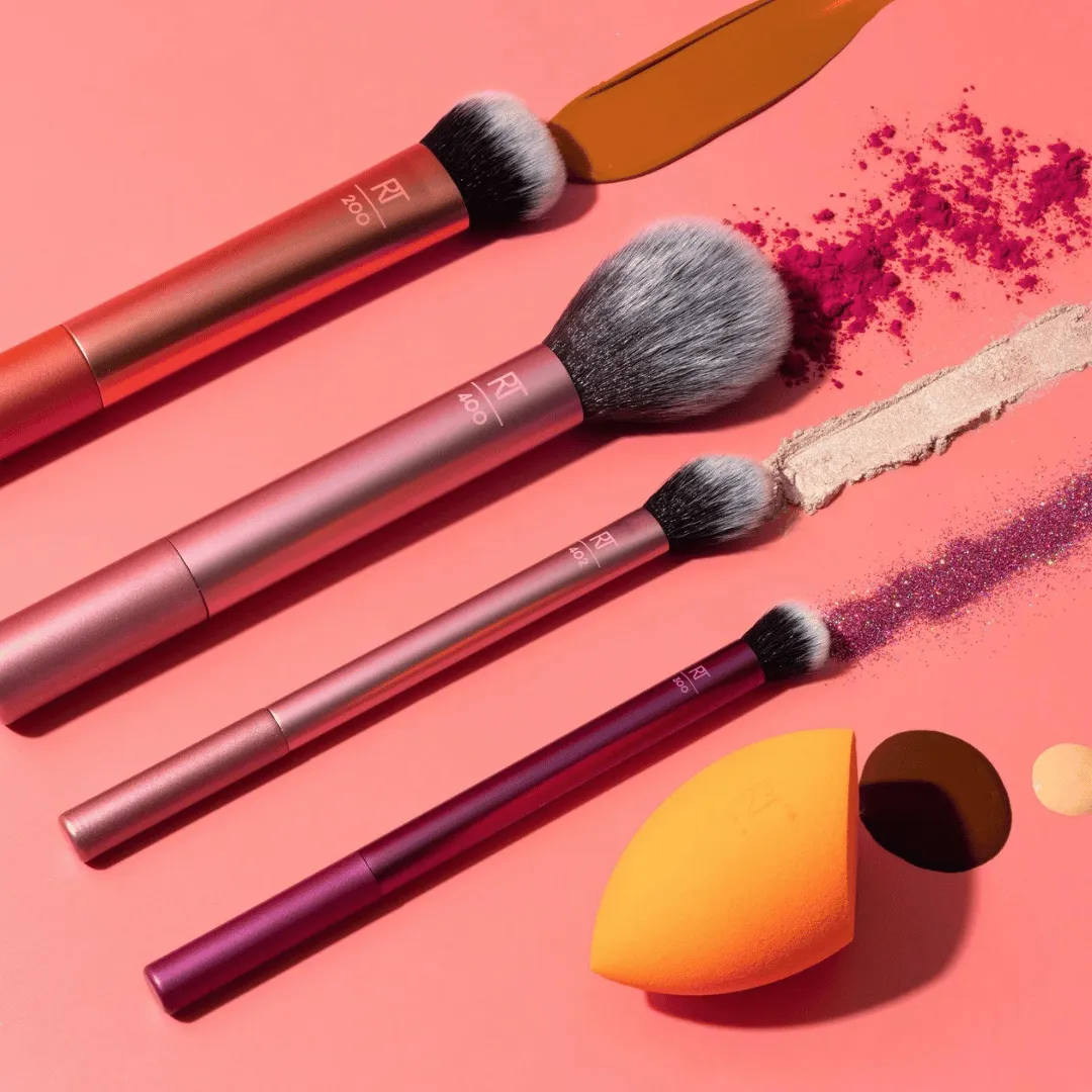 Real Techniques Eyeryday Essentials Brush Kit, Pack of 4   Sponge