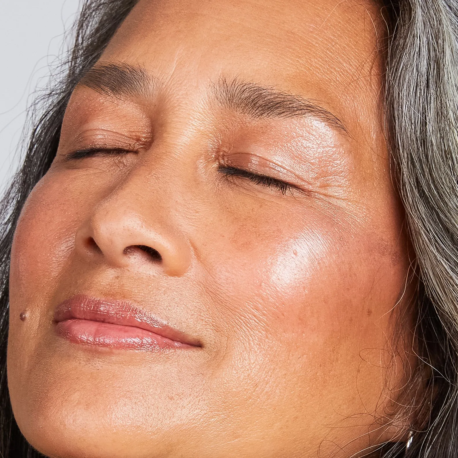 Sculpted Face Stick