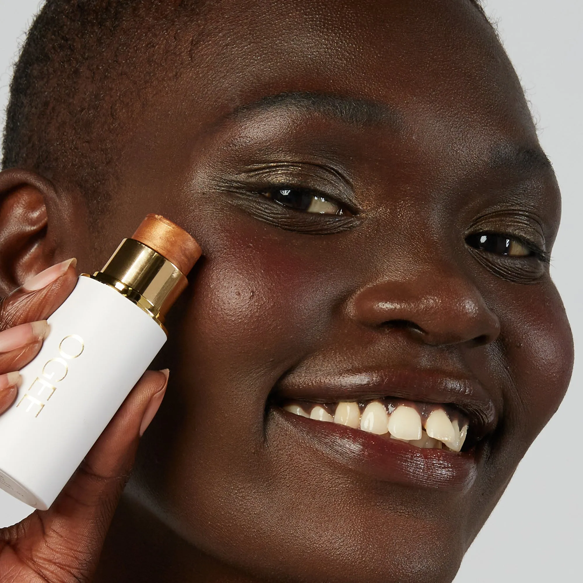 Sculpted Face Stick