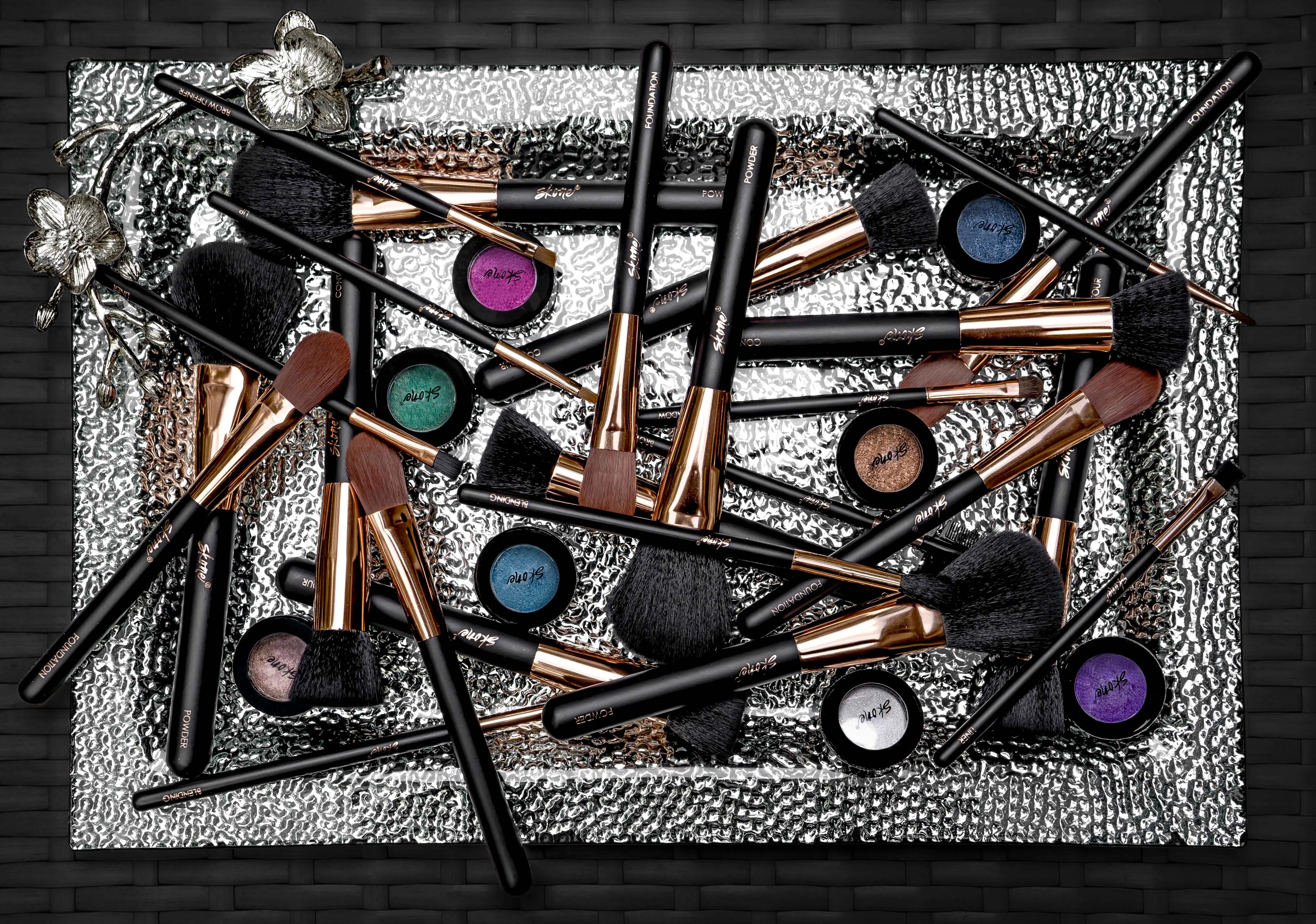 Skone Cosmetics Liner Brush
