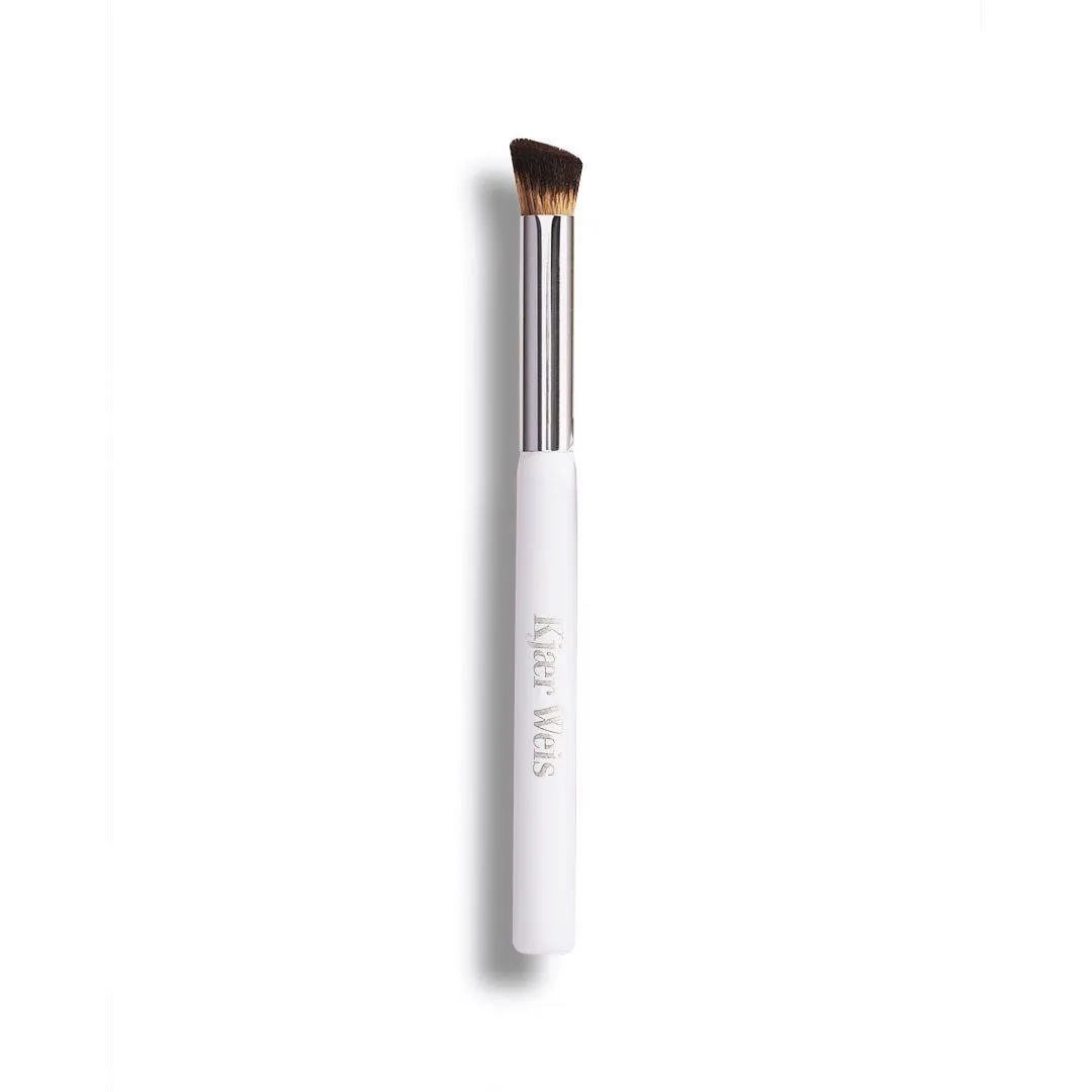 The Buffer Concealer Brush