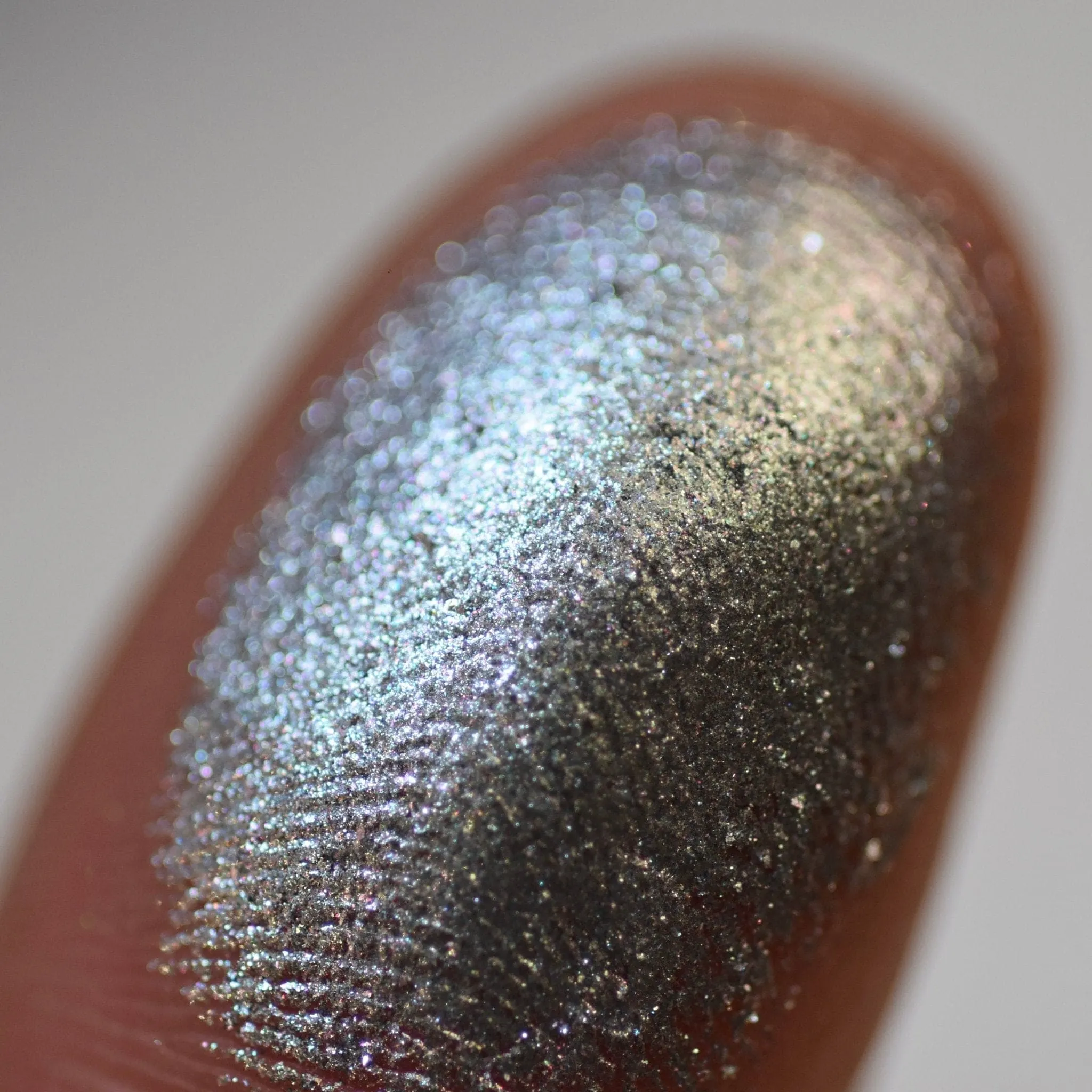 Wolf Moon Multichrome Pressed Pigment